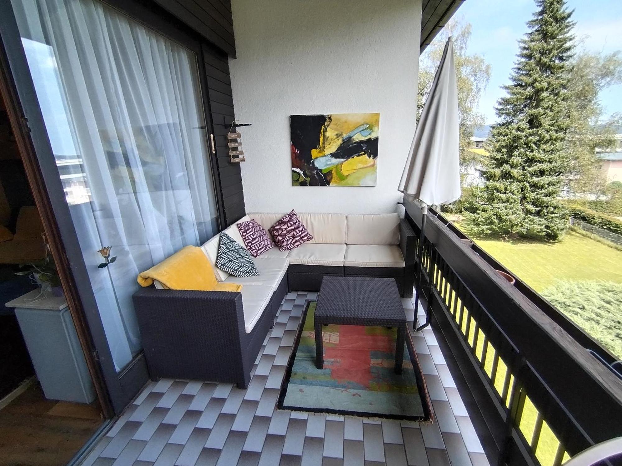 Waldeslust Warmbad Mit Balkon Und Privatem Parkplatz Lägenhet Villach Exteriör bild