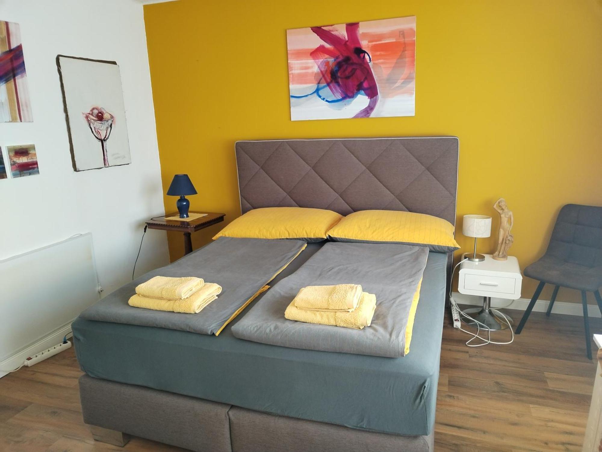 Waldeslust Warmbad Mit Balkon Und Privatem Parkplatz Lägenhet Villach Exteriör bild